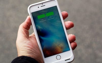 ما الذي يجعل Apple Smart Battery Case تستحق الاقتناء