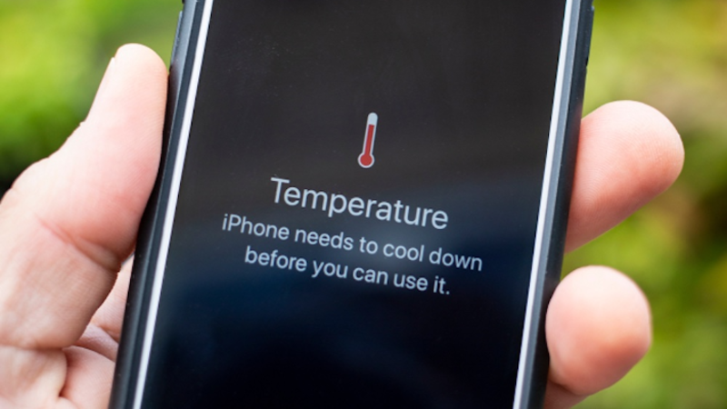 ارتفاع حرارة آيفون 16e