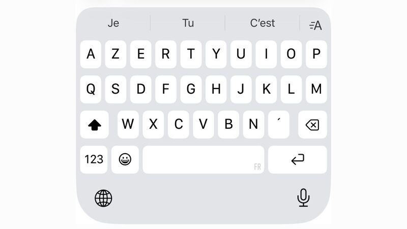 لوحة مفاتيح آيفون 