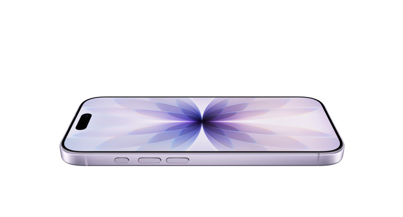 آيفون 17e أم آيفون 17: مقارنة شاملة تكشف أيهما يقدم أفضل قيمة مقابل السعر في 2026