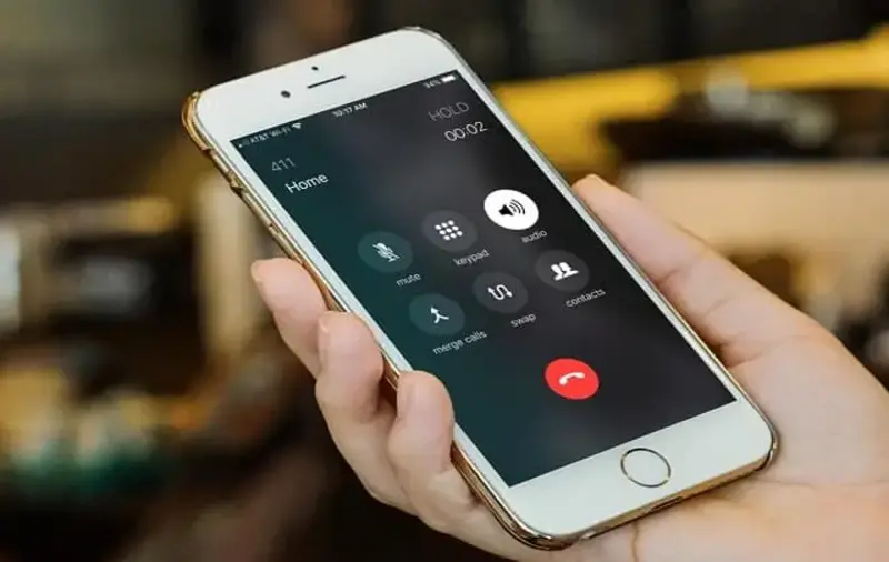 مشاكل المكالمات في آيفون 17