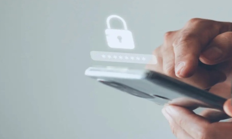 احذر من هذه الرسائل المزيفة على آيفون: كيف تعمل “فخاخ الأمان” ولماذا يجب أن لا تثق بها؟